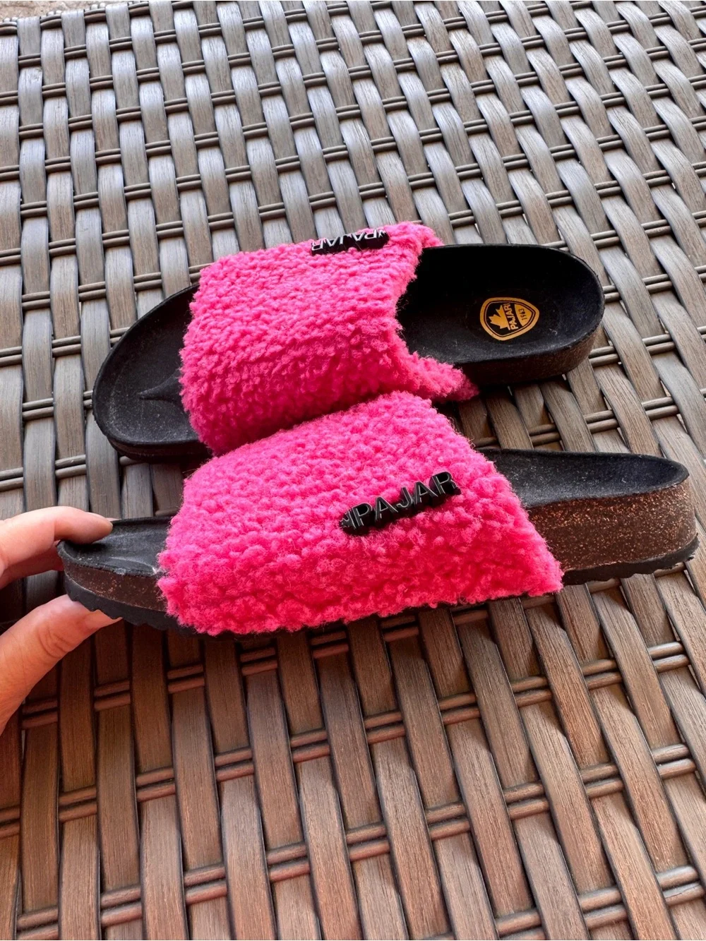 Pajar 1963 Pink Teddy Sherpa Slide Sandals Women’s Size 6